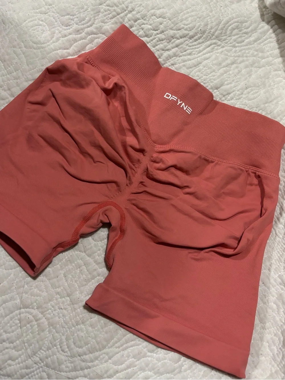 DFYNE impact coral shorts